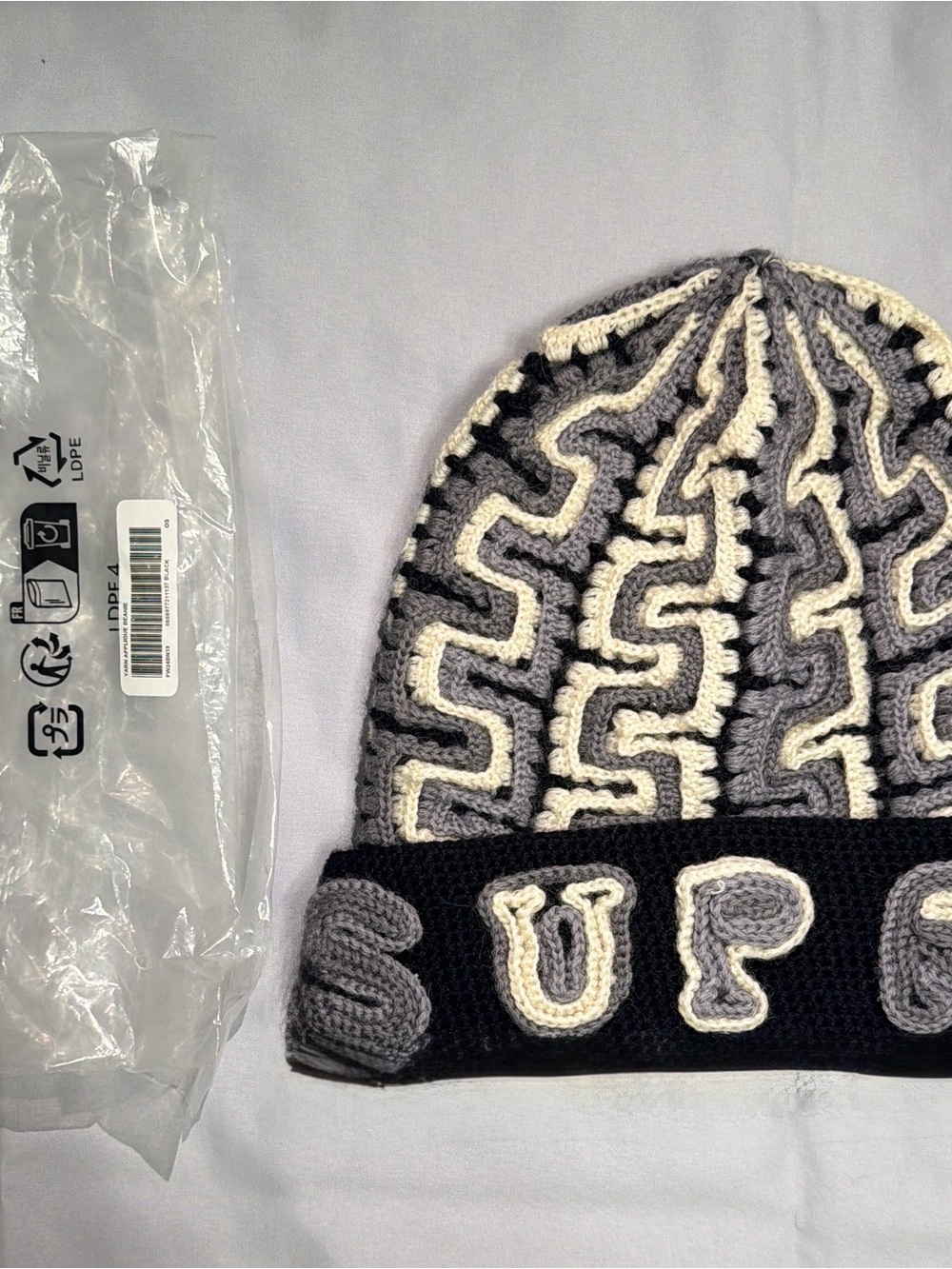 Supreme Yarn Appliqué Beanie Black FW24